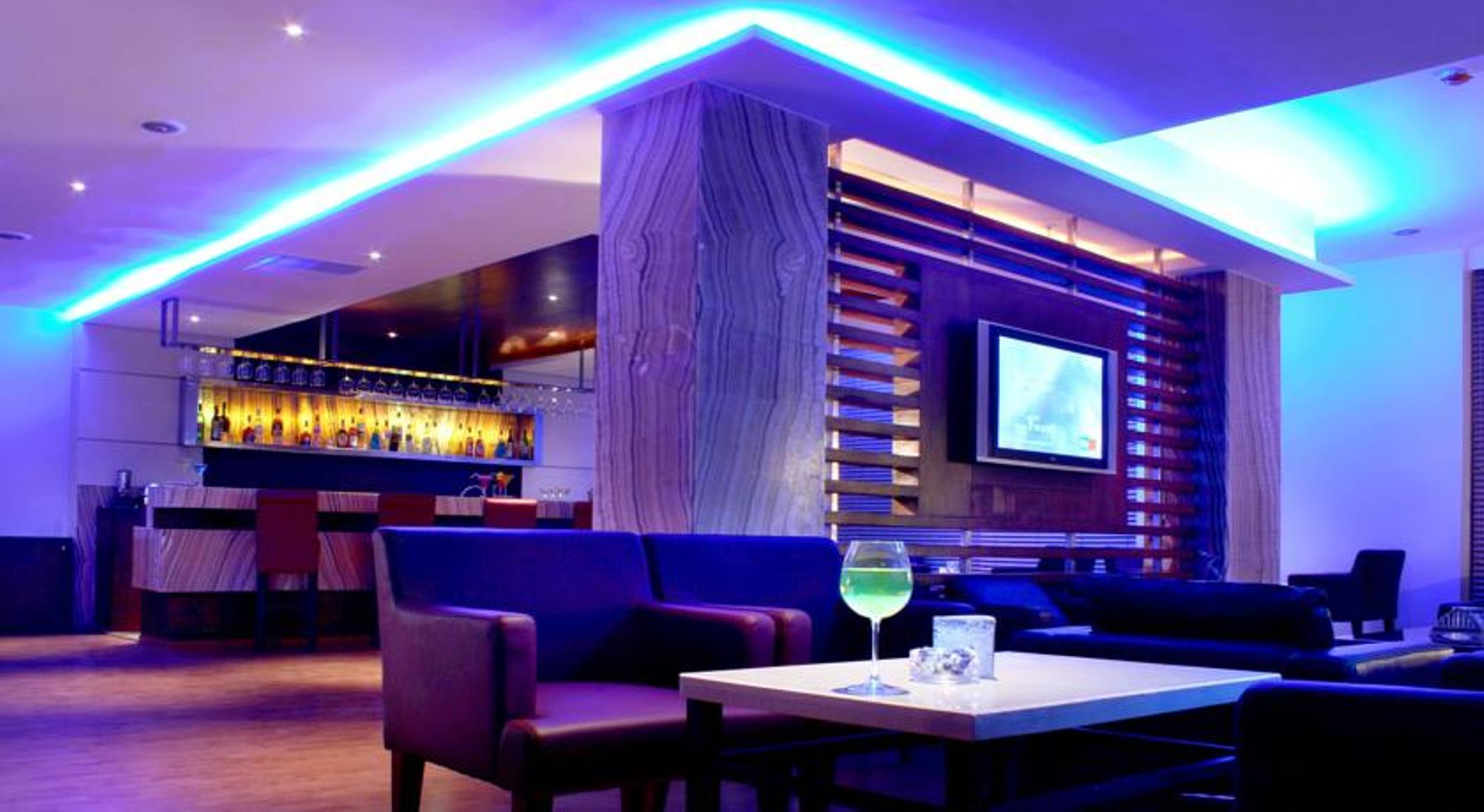 Hampshire Plaza Hotel Hyderabad Bagian luar foto